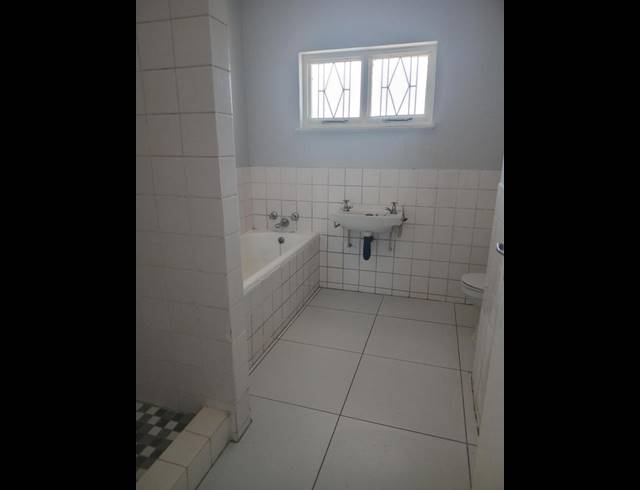 3 BEDROOM PROPERTY TO RENT IN ARBORETUM